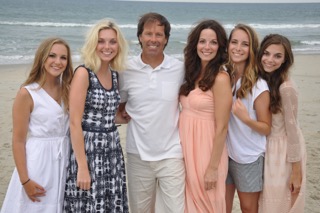 Alioth family in the Outer Banks, North Carolina. Alioth family in the Outer Banks, North Carolina.